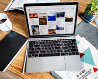 Laptop Blogging Share Social Media Concept