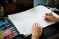 Woman Drawing Illustartion Pad Paper Palette