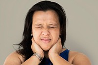 Woman feel really neck pain and muscle