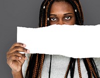 African descent girl is holding a blank paper