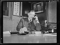 E. W. Gray, chief of plant protection at the White Motor Company, Cleveland, Ohio. Sourced from the Library of Congress.