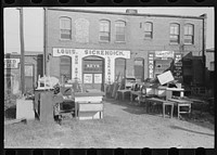 Secondhand and trading store, Muskogee, Oklahoma by Russell Lee