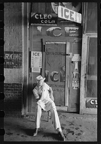 Front of small icehouse, Muskogee, Oklahoma by Russell Lee