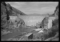 [Untitled photo, possibly related to: Roosevelt Dam which stores water for the Salt River Valley, centering around Phoenix, Arizona. The dam is at Roosevelt, Arizona] by Russell Lee
