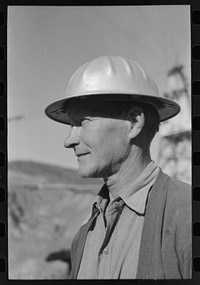 [Untitled photo, possibly related to: Construction worker, Shasta Dam, Shasta County, California] by Russell Lee