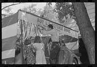 Decorating a car for the Fourth of July parade. Vale, Oregon by Russell Lee