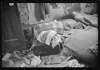 Baggage of migrants preparing to leave their house at Belcross, North Carolina for Onley, Virginia. Sourced from the Library of Congress.