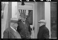 Men outside of a beer parlor in Jewett City, Connecticut. Sourced from the Library of Congress.