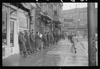 Waiting for buses in Aliquippa, Pennsylvania. Sourced from the Library of Congress.