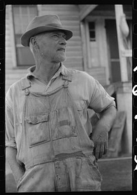 [Untitled photo, possibly related to: Mr. E.A. Marcus, FSA (Farm Security Administration) borrower in Woodville, Greene County, Georgia]. Sourced from the Library of Congress.