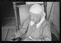 [Untitled photo, possibly related to: Ex-slave mulatto woman in northern Greene County, Georgia]. Sourced from the Library of Congress.