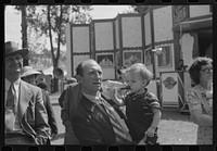 [Untitled photo, possibly related to: Spectators at the fair in Rutland, Vermont]. Sourced from the Library of Congress.