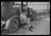 Old man in Greensboro, Greene County, Georgia. Sourced from the Library of Congress.