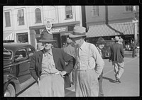 [Untitled photo, possibly related to: Greensboro, Greene County, Georgia. Street scene]. Sourced from the Library of Congress.
