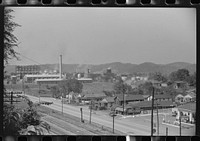 [Untitled photo, possibly related to: Charleston, West Virginia. Part of the Union Carbon and Carbide Chemicals Corporation, a unit of the Union Carbide and Carbon Corporation. The plant employs 1800 workers]. Sourced from the Library of Congress.