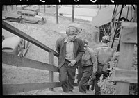 Change of shift, coal mine, Maidsville, West Virginia. Sourced from the Library of Congress.