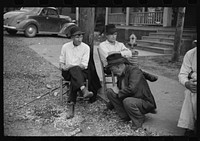 Picketing. Copper miners on strike waiting for scabs to come out of mines. Ducktown, Tennessee. Sourced from the Library of Congress.