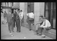 Cotton merchants and brokers outside the Memphis Cotton Exchange Building. Memphis, Tennessee. Sourced from the Library of Congress.