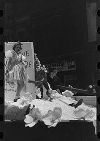 [Untitled photo, possibly related to: Cotton Carnival, Memphis, Tennessee]. Sourced from the Library of Congress.