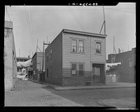 Lilac Street, Mission District. Rent fifteen dollars a month for three rooms. San Francisco, California. Sourced from the Library of Congress.