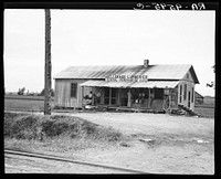 Plantation store. Mississippi Delta. Sourced from the Library of Congress.