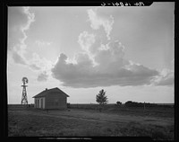 West Texas "family farm." On edge of the Dust Bowl. Sourced from the Library of Congress.
