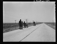 Flood refugees, four miles out of Memphis. Hall County, Texas. Sourced from the Library of Congress.