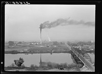 [Untitled photo, possibly related to: Sugar beet factory (Amalgamated Sugar Company) along Snake River. Nyssa, Malheur County, Oregon, a one factory town. General Caption number 70]. Sourced from the Library of Congress.