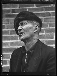 Klamath Basin rancher. Came from Benton County, Arkansas, sixty-four years ago. Won't raise potatoes. "Potatoes and pool rooms have ruined this country." Klamath Falls, Oregon. Sourced from the Library of Congress.