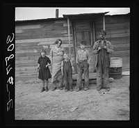 Family of Joe Kramer, farmer near Williston, North Dakota by Russell Lee