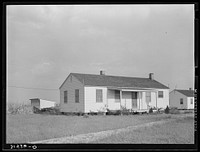 Types of house. Lake Dick Project, Arkansas by Russell Lee