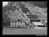 The Sunnyside mill with general managers now abandoned. There is still gold ore here but the best has been taken out and now the lower grades which are expensive to process do not attract the mine and mill operators by Russell Lee