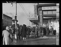 Saturday afternoon shoppers in Beaver Falls, Pennsylvania. Sourced from the Library of Congress.