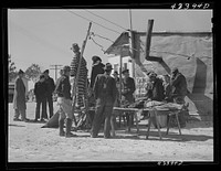 Crowds at the travelling sideshow "crime museum" near Fort Bragg, North Carolina. Sourced from the Library of Congress.