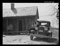 [Untitled photo, possibly related to: Spartanburg, South Carolina. Children of a family who are moving out of the military reservation area]. Sourced from the Library of Congress.