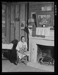 Wife of a tenant farmer, a FSA (Farm Security Administration) borrower. Heard County, Georgia. Sourced from the Library of Congress.