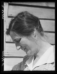 Mrs. Lemuel Smith, wife of FSA (Farm Security Administration) borrower. Carroll County, Georgia. Sourced from the Library of Congress.