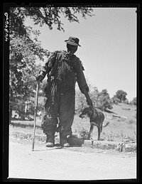 [Untitled photo, possibly related to:  rag man. Greensboro, Greene County, Georgia]. Sourced from the Library of Congress.