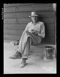 [Untitled photo, possibly related to: Mr. W. Corry, a substantial farmer in Siloam, Greene County, Georgia]. Sourced from the Library of Congress.