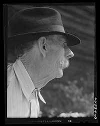 [Untitled photo, possibly related to: Mr. John Gentry, an old resident of Greene County, Georgia]. Sourced from the Library of Congress.