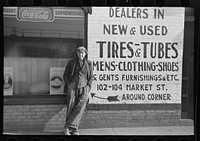 [Untitled photo, possibly related to: Sidewalk scene near 1st and Market Street, Wilmington, Delaware] by Russell Lee