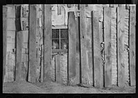 Detail of side of house, Earl Pauley farm near Smithland, Iowa by Russell Lee