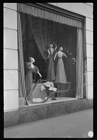 Surrealistic window display, Bergdorf Goodman, New York City by Russell Lee