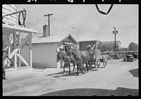 [Untitled photo, possibly related to: Farmer waiting in line for load of liquid feed, Owensboro, Kentucky] by Russell Lee