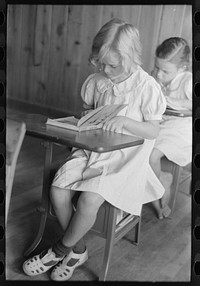 [Untitled photo, possibly related to: Schoolchildren, Lake Dick Project, Arkansas] by Russell Lee