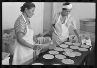 [Untitled photo, possibly related to: Counting out tortillas to sell. The price is five cents per dozen. San Antonio, Texas] by Russell Lee