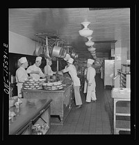 Chicago, Illinois. In the kitchen of one of the Fred Harvey restaurants at the Union Station. Sourced from the Library of Congress.