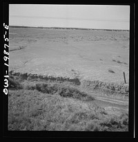 Waynoka, Oklahoma. Eroded land along the Atchison, Topeka, and Santa Fe Railroad between Wellington, Kansas and Waynoka, Oklahoma. Sourced from the Library of Congress.