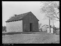 Smokehouse on old plantation. Greene County, Georgia. Sourced from the Library of Congress.