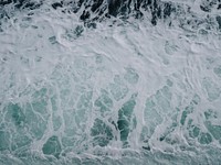 Ocean waves, foamy, blue sea ,free public domain CC0 photo.